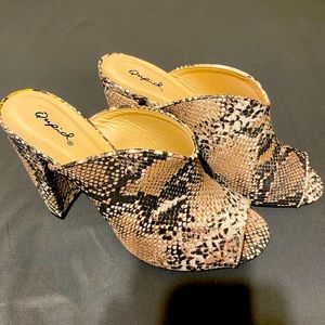 Qupid Peep Toe Mules